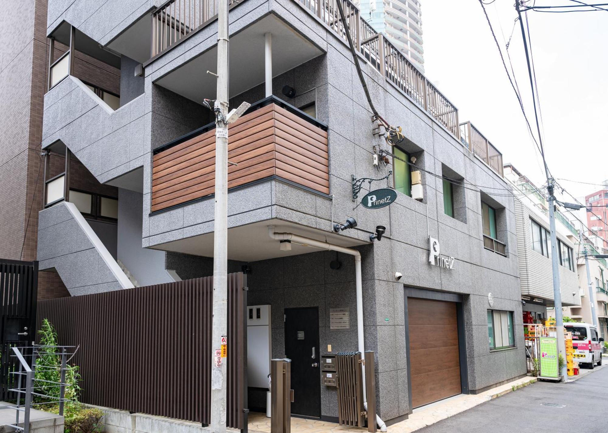 プリネッツ新宿ビル3階 Apartment